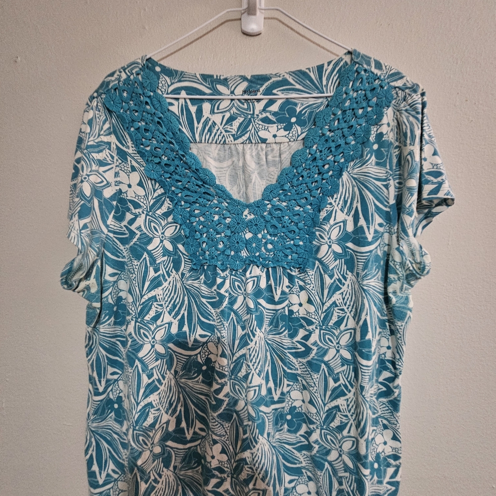 Style & Co. Teal Floral Crochet-Trim Tunic Top